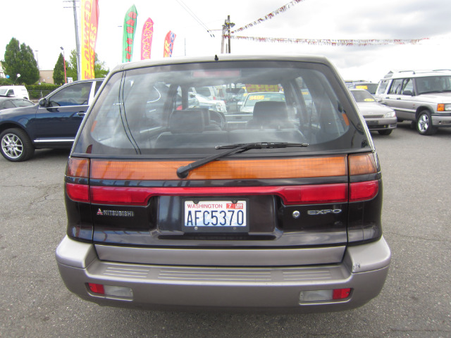 1994 Mitsubishi Expo Base