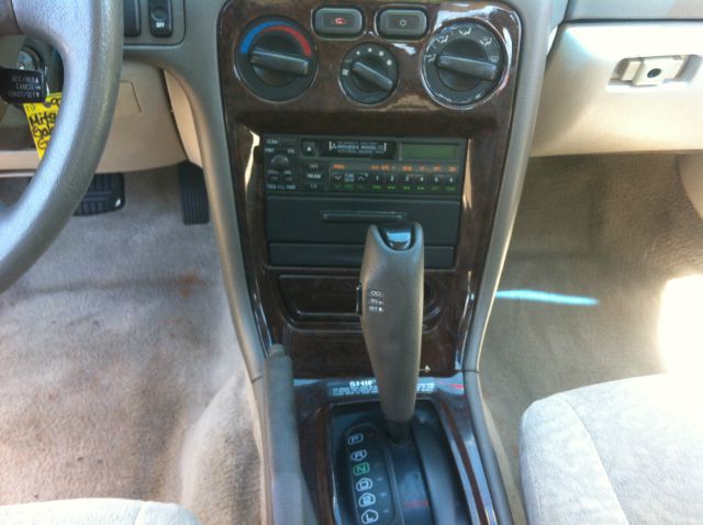 1997 Mitsubishi Galant LW2