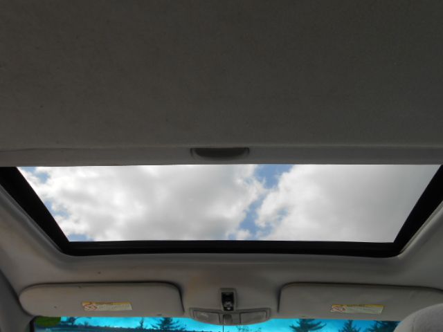 2000 Mitsubishi Galant LW2