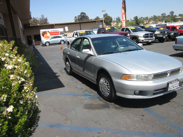 2000 Mitsubishi Galant LW2