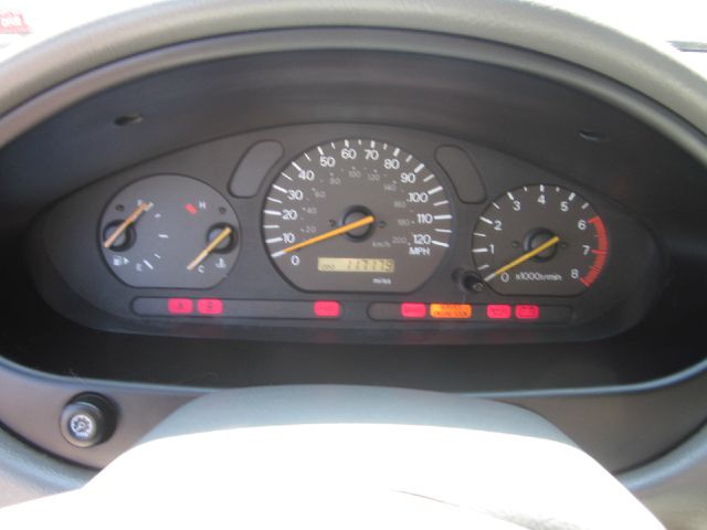 2000 Mitsubishi Galant LW2