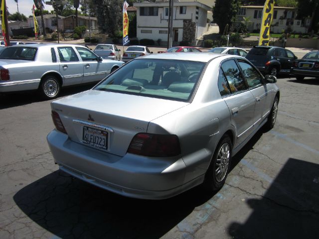 2000 Mitsubishi Galant LW2