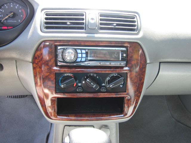 2000 Mitsubishi Galant LW2