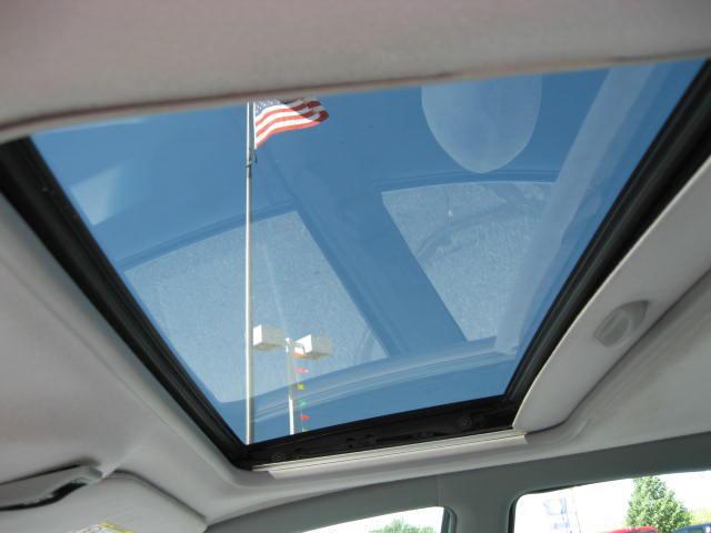 2000 Mitsubishi Galant LW2