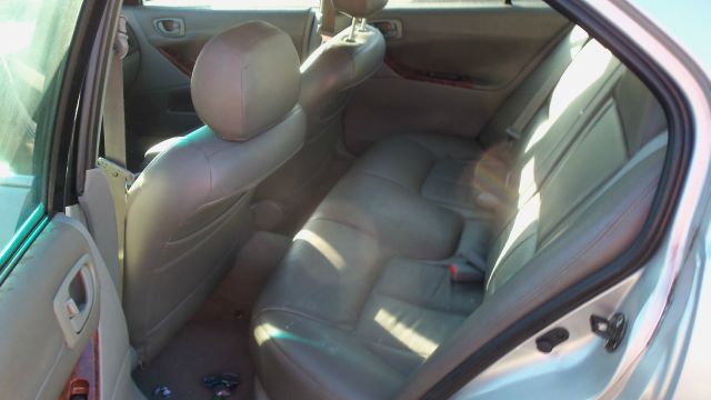 2001 Mitsubishi Galant LW2