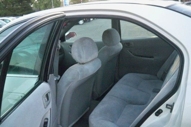 2002 Mitsubishi Galant LW2