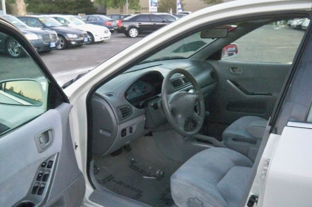 2002 Mitsubishi Galant LW2