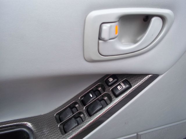 2002 Mitsubishi Galant 4-door LT 1LT