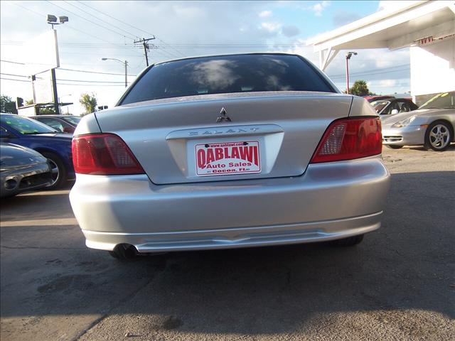 2002 Mitsubishi Galant 4 Dr 3.5 Sedan