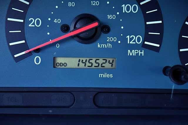 2003 Mitsubishi Galant LW2