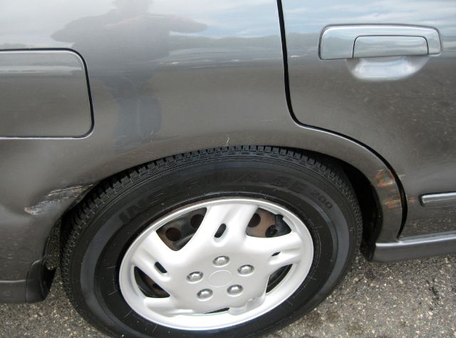 2003 Mitsubishi Galant LW2