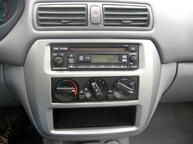 2003 Mitsubishi Galant LW2