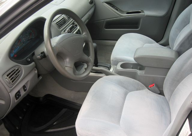 2003 Mitsubishi Galant LW2