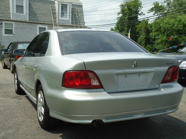 2003 Mitsubishi Galant LW2