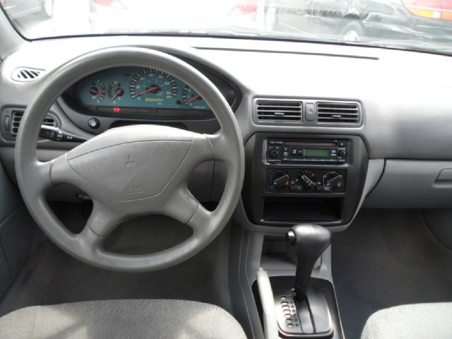 2003 Mitsubishi Galant 4WD Ext Cab LT
