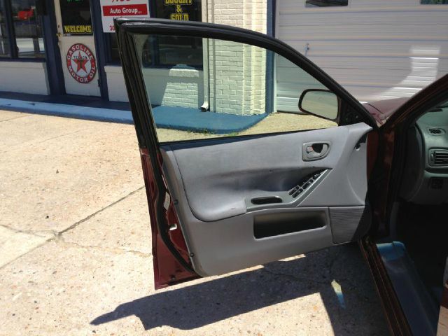 2003 Mitsubishi Galant LW2