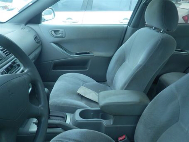 2003 Mitsubishi Galant LW2