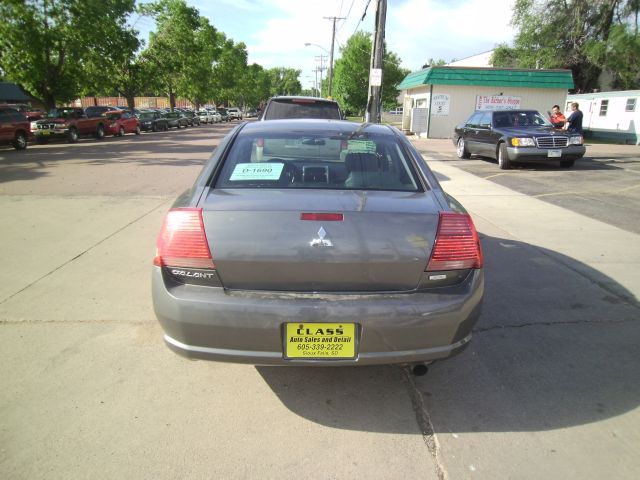 2004 Mitsubishi Galant LW2