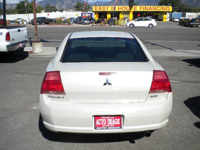 2004 Mitsubishi Galant LW2