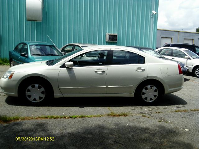 2004 Mitsubishi Galant LW2