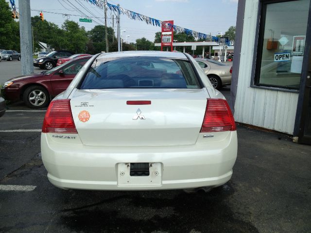 2004 Mitsubishi Galant LW2
