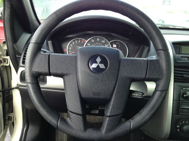 2004 Mitsubishi Galant LW2