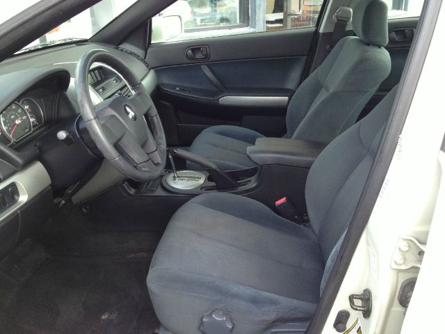 2004 Mitsubishi Galant LW2