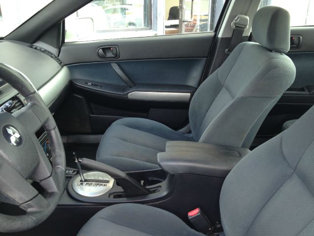 2004 Mitsubishi Galant LW2