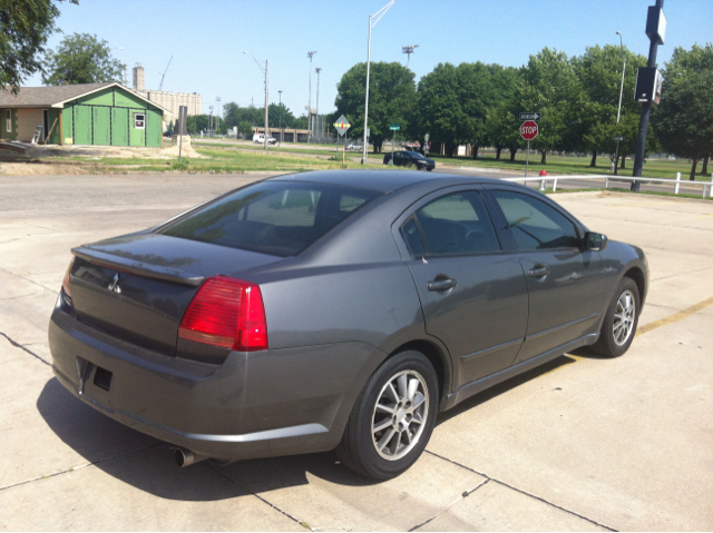 2004 Mitsubishi Galant LW2
