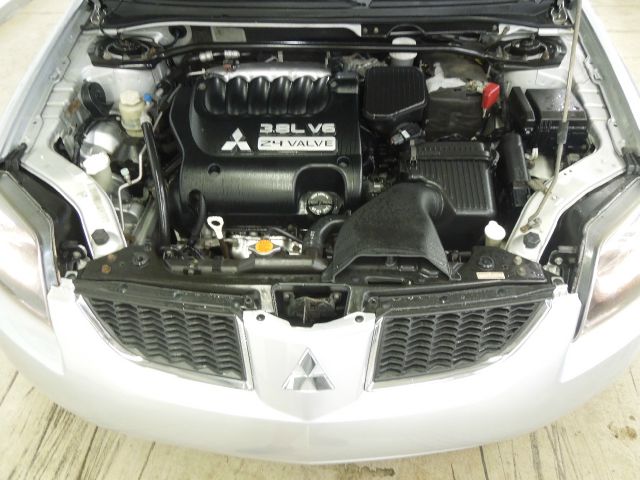 2005 Mitsubishi Galant Sport VA