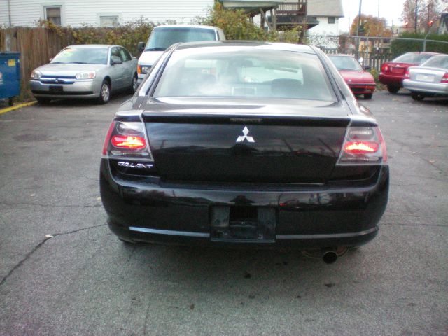 2005 Mitsubishi Galant LW2