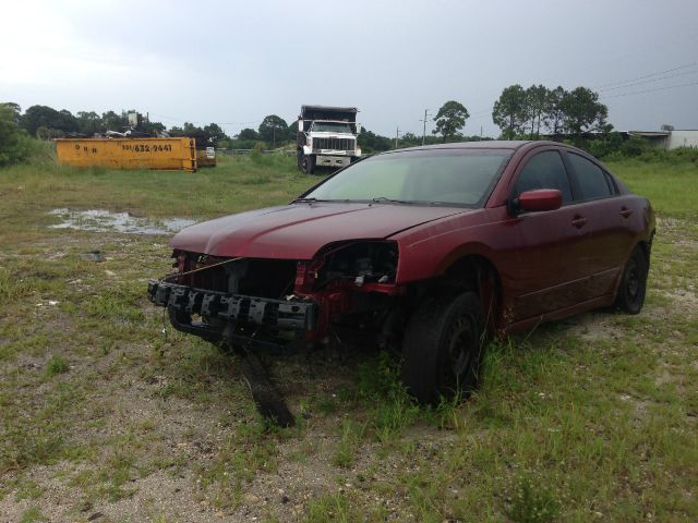 2005 Mitsubishi Galant LW2