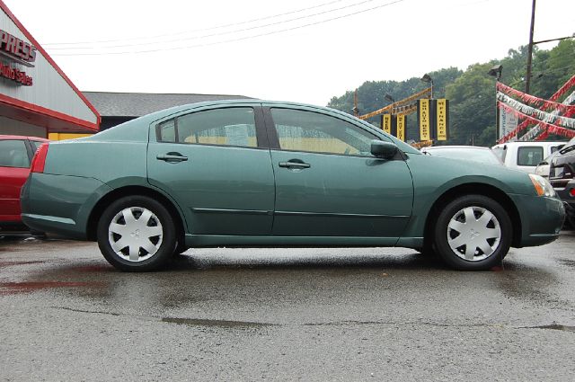 2005 Mitsubishi Galant LW2