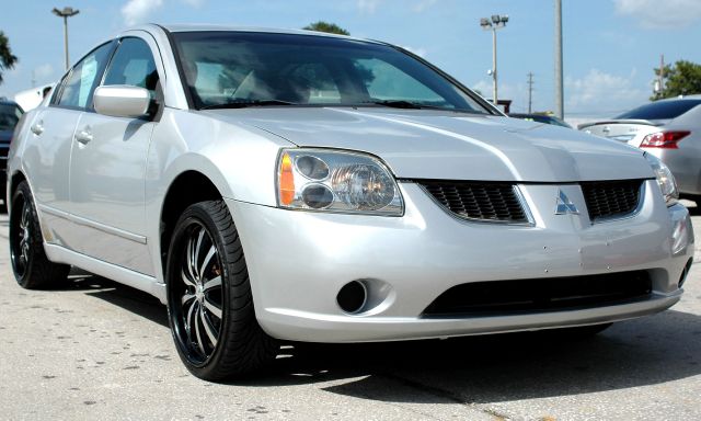 2005 Mitsubishi Galant LW2