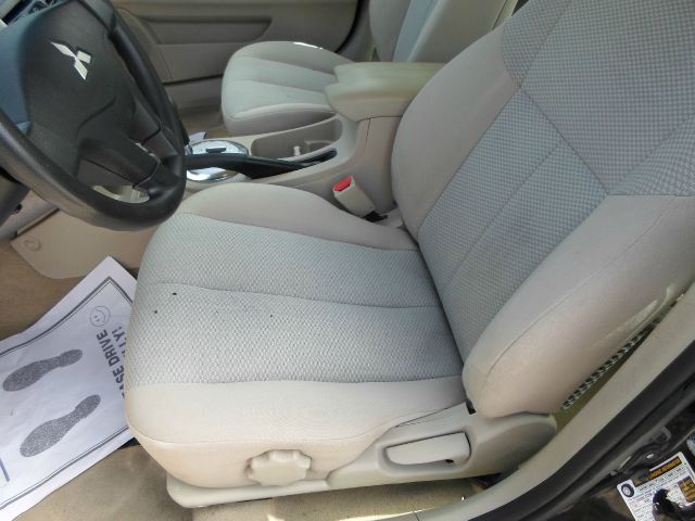 2007 Mitsubishi Galant LW2