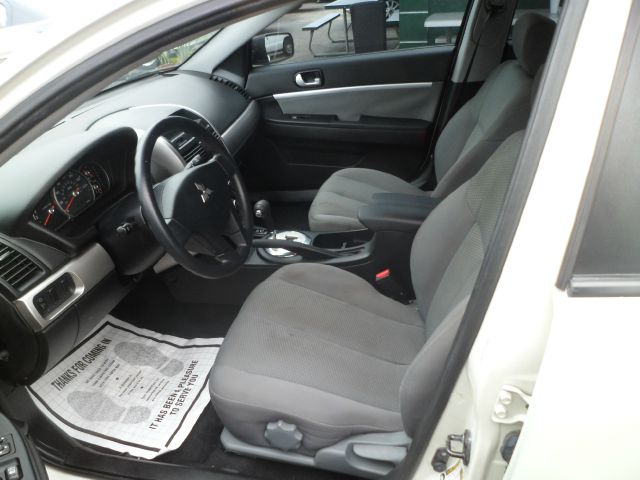 2008 Mitsubishi Galant LW2