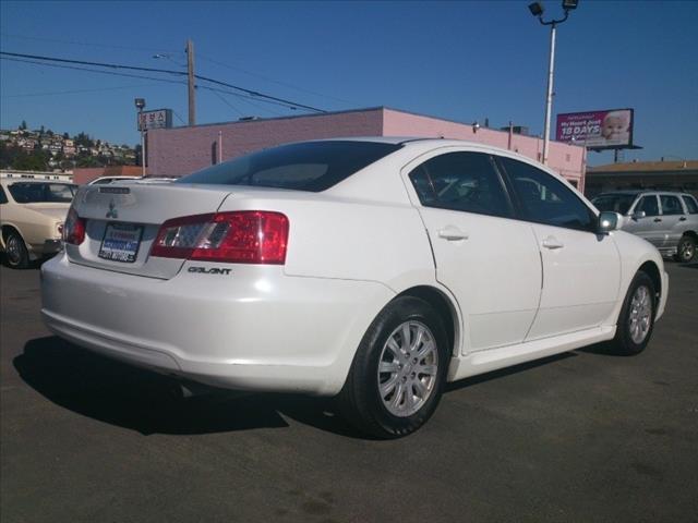 2010 Mitsubishi Galant Super Cab, Lariat