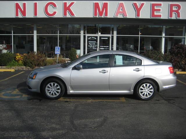 2010 Mitsubishi Galant Super Cab, Lariat