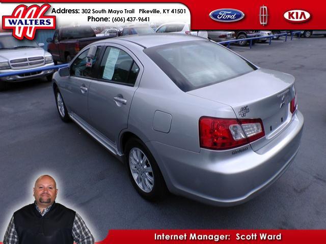 2010 Mitsubishi Galant Super Cab, Lariat