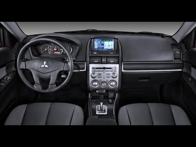 2012 Mitsubishi Galant Super Cab, Lariat