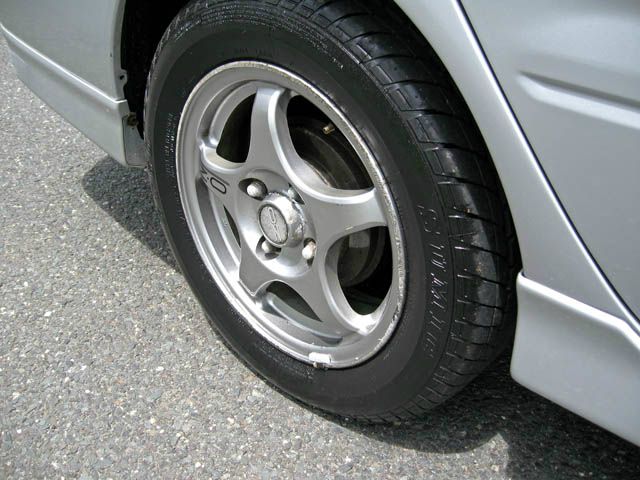 2002 Mitsubishi Lancer LE 2WD 7-pass