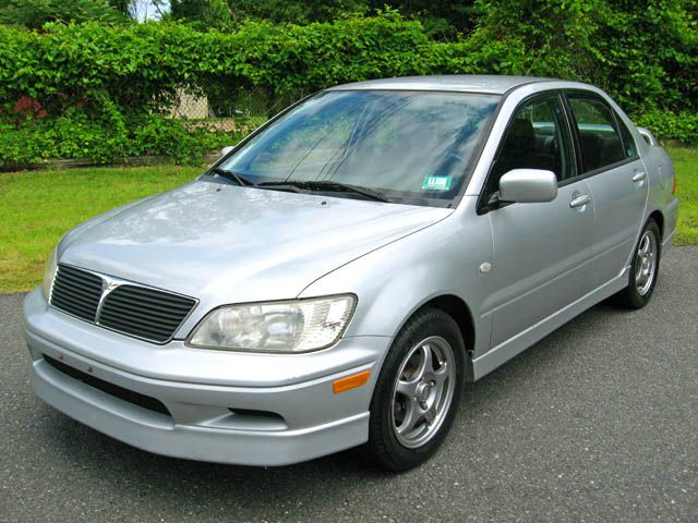 2002 Mitsubishi Lancer LE 2WD 7-pass