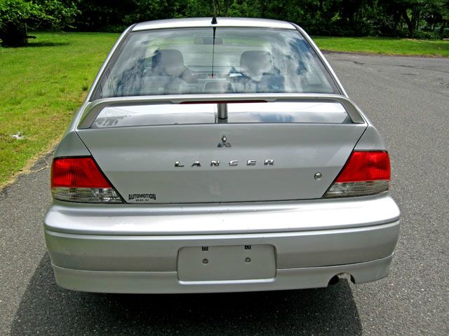 2002 Mitsubishi Lancer LE 2WD 7-pass
