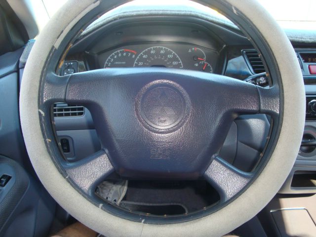 2002 Mitsubishi Lancer LW2