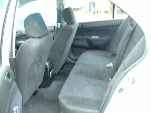 2002 Mitsubishi Lancer LE 2WD 7-pass