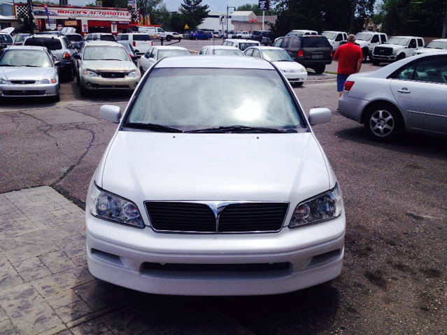 2002 Mitsubishi Lancer LE 2WD 7-pass