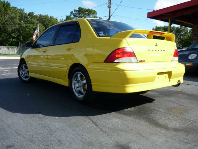 2002 Mitsubishi Lancer LE 2WD 7-pass