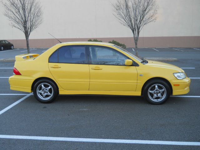 2002 Mitsubishi Lancer LE 2WD 7-pass