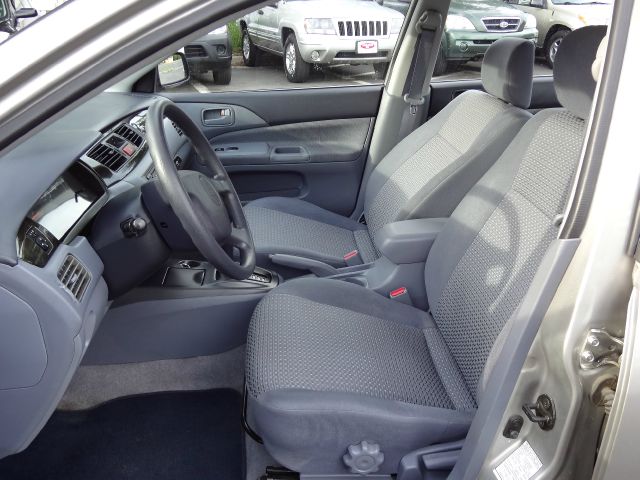 2003 Mitsubishi Lancer LW2