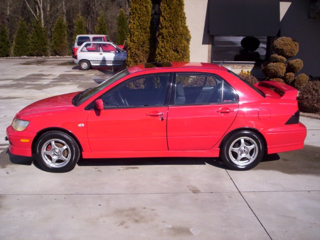 2003 Mitsubishi Lancer LE 2WD 7-pass